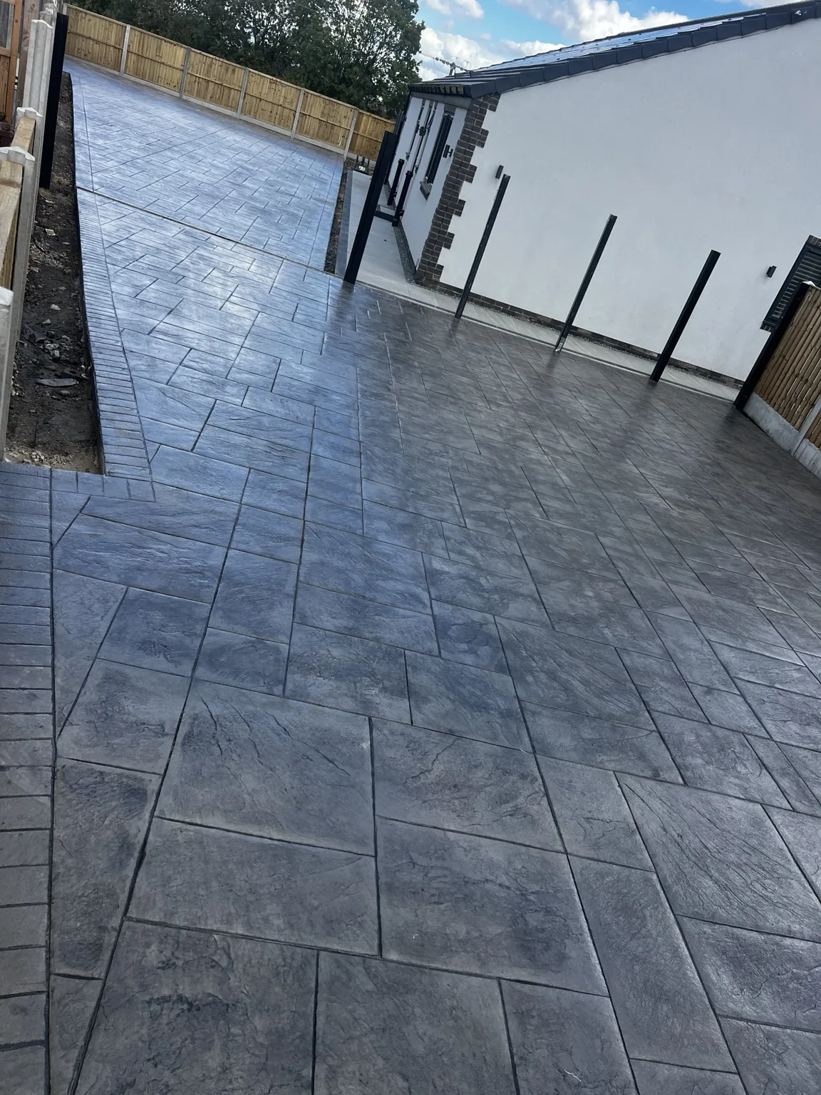 DAKS Driveways pattern imprinted concrete project 25