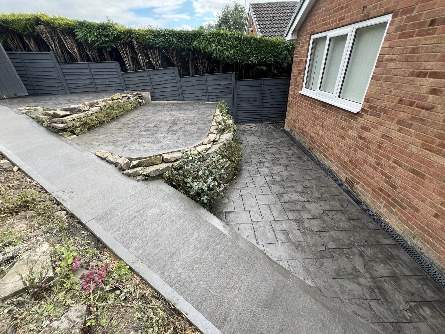 DAKS Driveways pattern imprinted concrete project 36