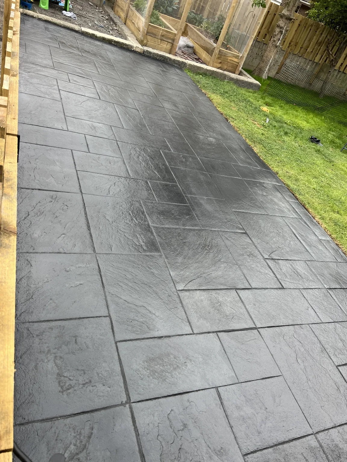 DAKS Driveways pattern imprinted concrete project 37