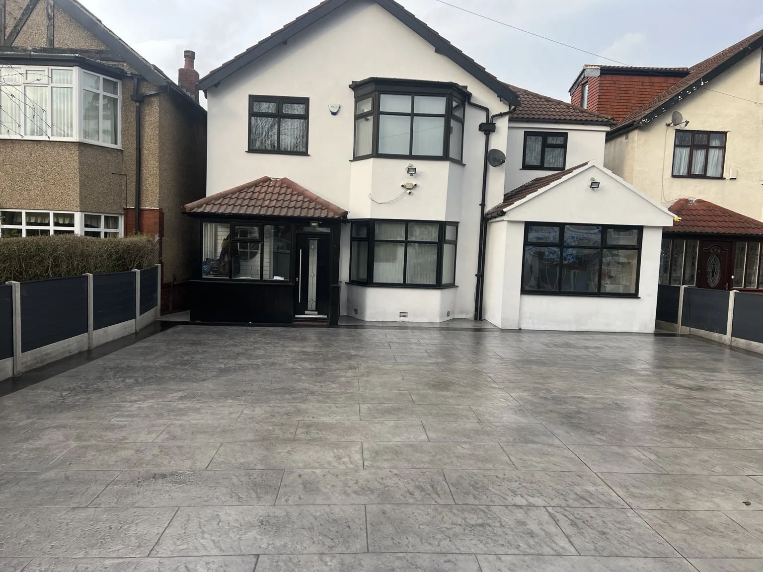DAKS Driveways pattern imprinted concrete project 40