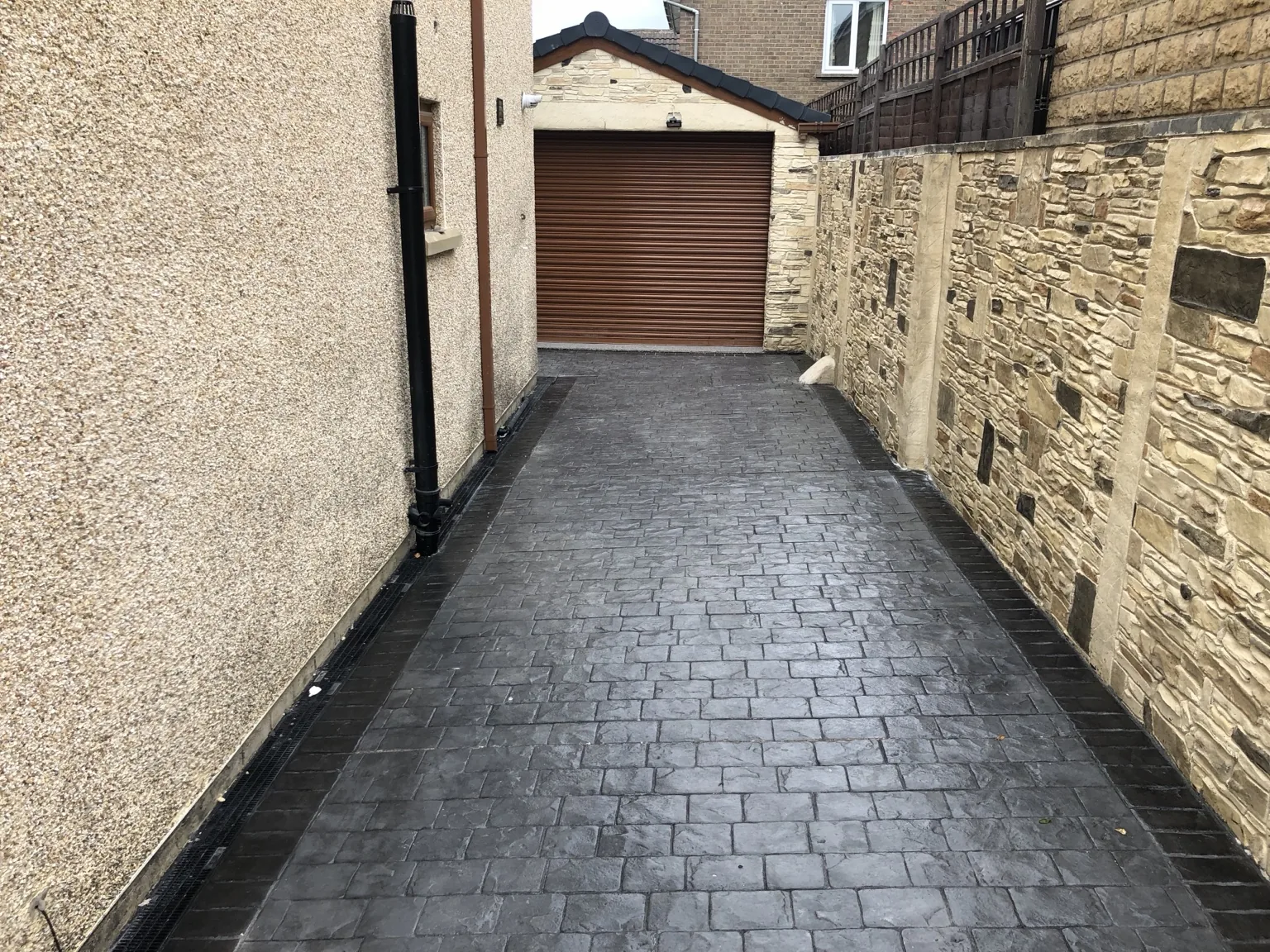 DAKS Driveways pattern imprinted concrete project 52